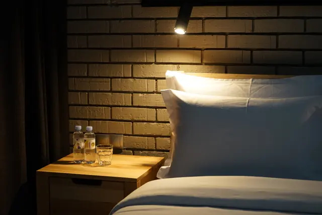 Guest bedroom at Et Cetera Winery in Crocmaz